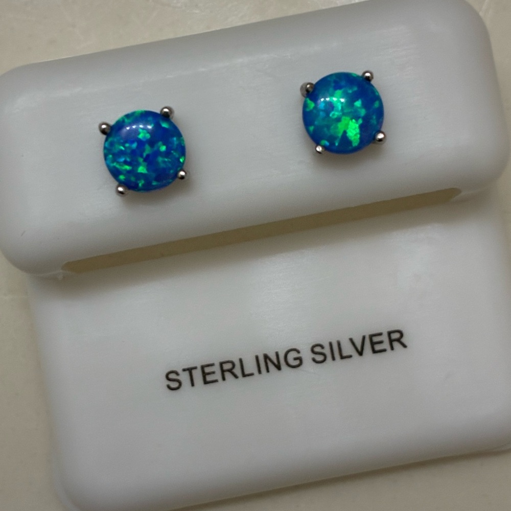 NWT Fire Blue Opal Sterling Silver Stud Earrings with a lot of Flashy Fire